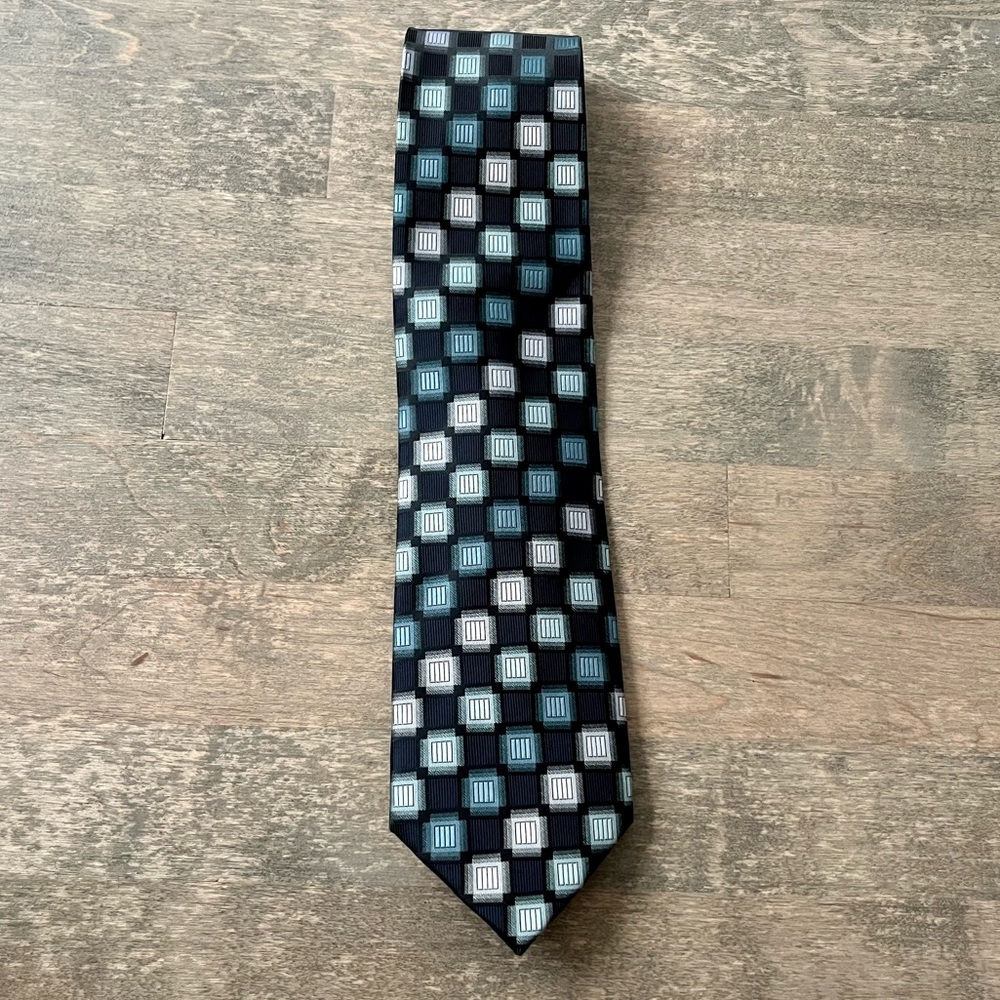 Croft&Barrow Men’s Necktie.